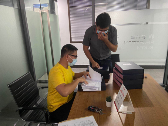 11.12南頭鎮(zhèn)開展易制毒化學品企業(yè)檢查行動104.png