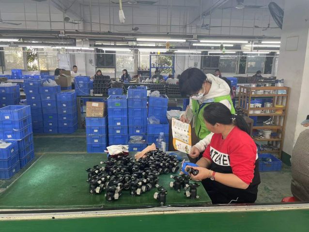 三鄉(xiāng)鎮(zhèn)開展“加強(qiáng)禁毒宣傳， 共創(chuàng)無(wú)毒企業(yè)”活動(dòng)照片3.jpg