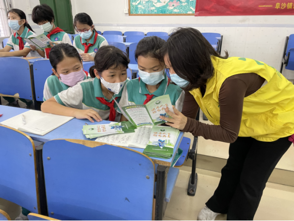 阜沙鎮(zhèn)禁毒信息〔2022〕第254期--【禁毒攻堅】“無毒青春，健康校園”—阜沙鎮(zhèn)開展禁毒宣傳進校園