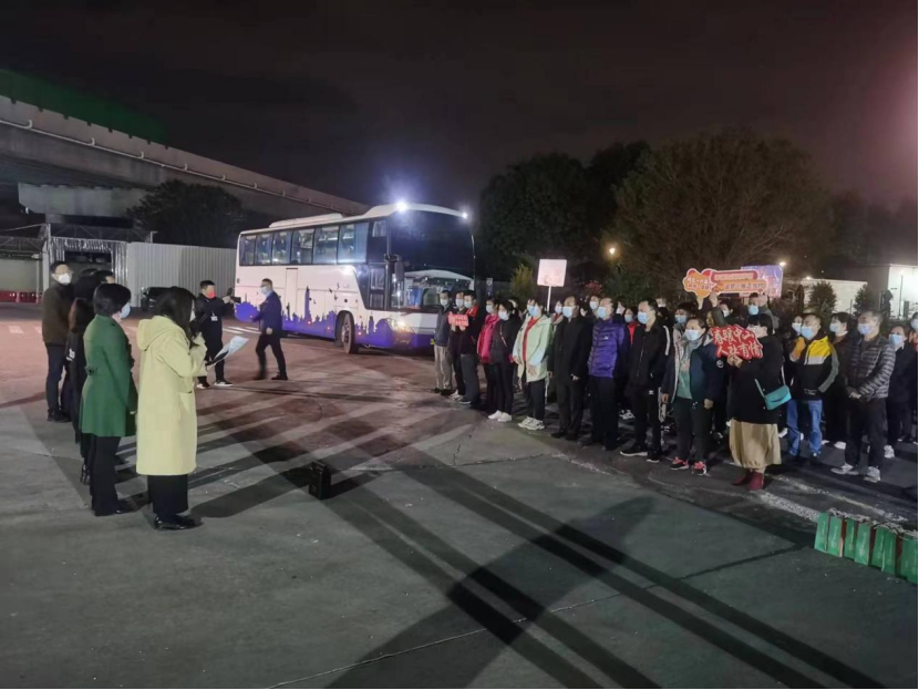 (外媒)溫暖返崗路,中山移動(dòng)助力返崗務(wù)工人員接送服務(wù)(2)(1)225.png
